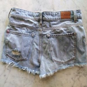 BDG UO High Rise Dree Cheeky shorts size 27W